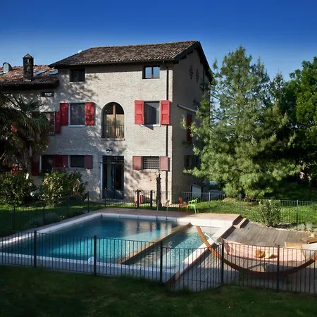 Alloggio per agriturismo La Lepre Bianca *